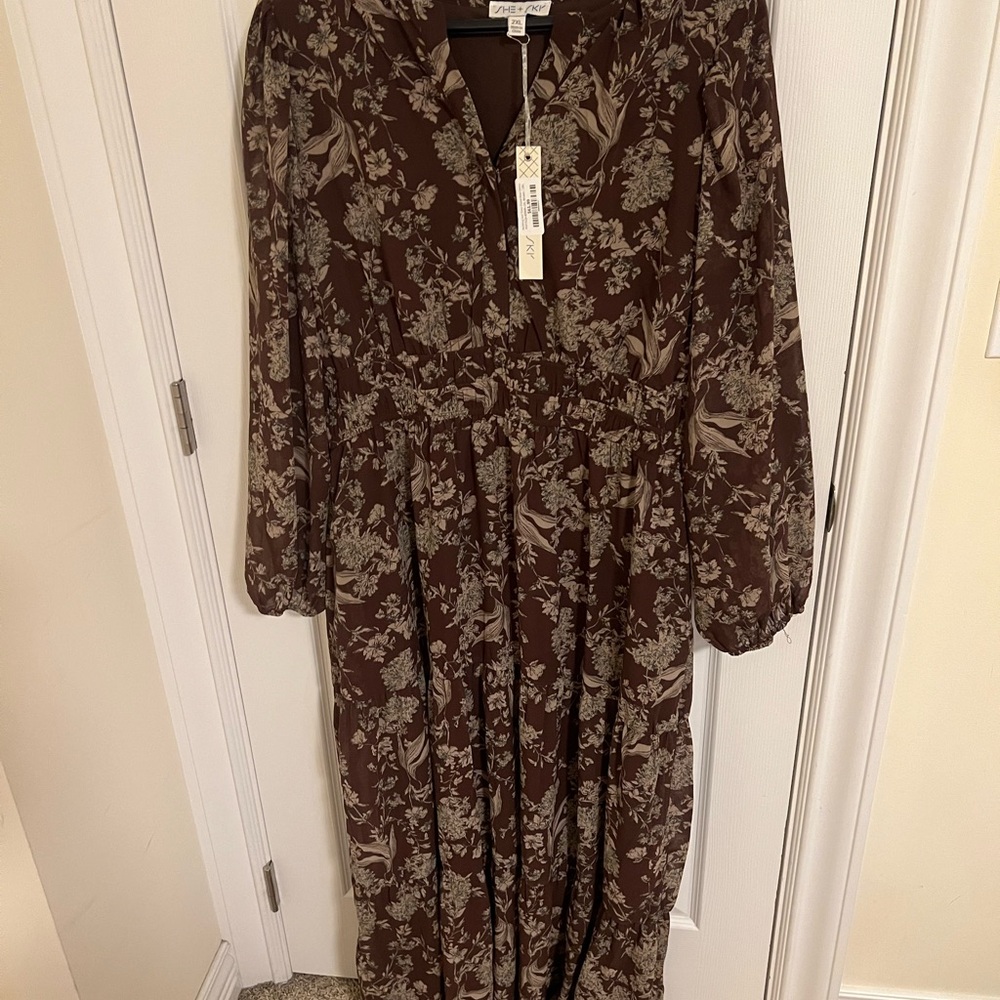 Vin Brown Floral Long Sleeve Maxi Dress